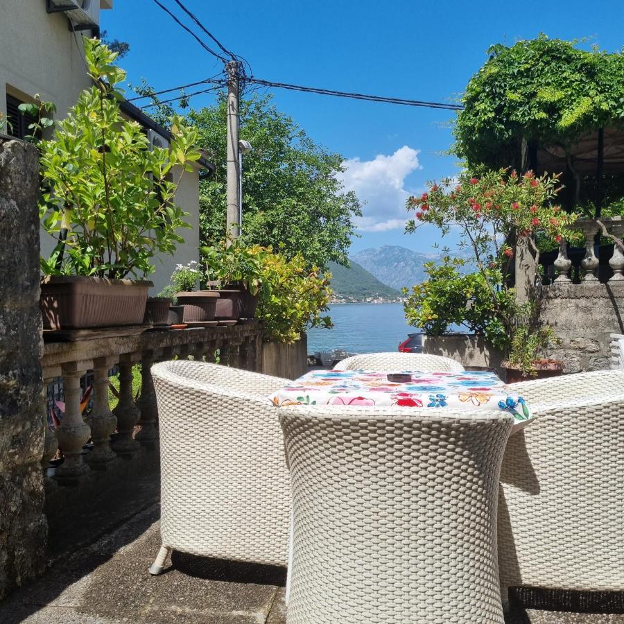 Apartment Jovan2,On The Beach With Free Wi-Fi コトル エクステリア 写真